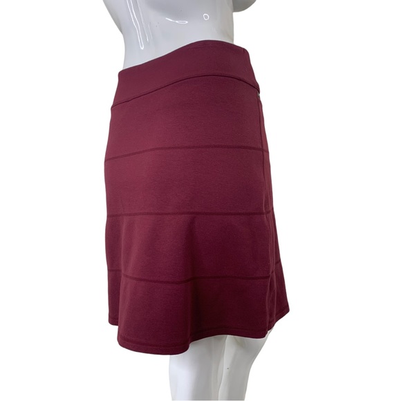 ATHLETA deep red maroon burgundy sport skirt striped solid casual stretchy sz M - Picture 8 of 17